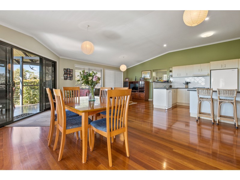 19 Cape Vista Drive, Ewingsdale NSW 2481