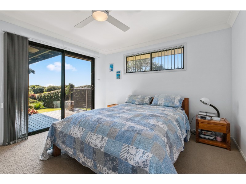 19 Cape Vista Drive, Ewingsdale NSW 2481
