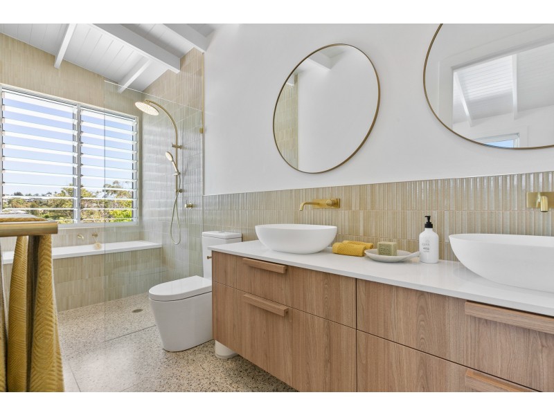 8 Pacific Vista Drive, Byron Bay NSW 2481