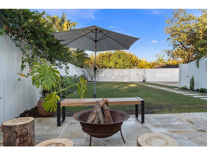 10 Brandon Street, Suffolk Park NSW 2481