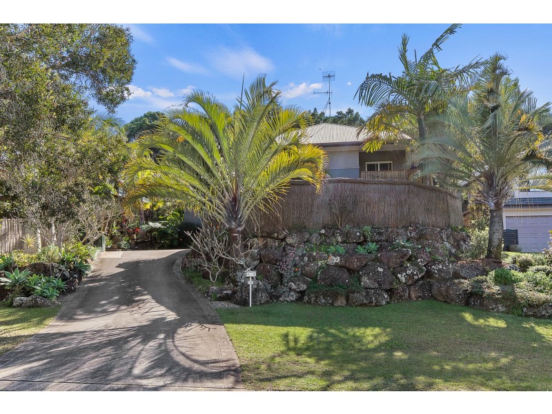 18 Caniaba Crescent, Suffolk Park NSW 2481