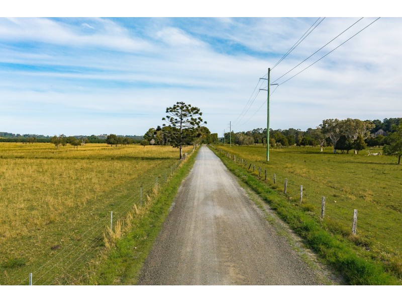 14 Armstrong Lane, Broken Head NSW 2481