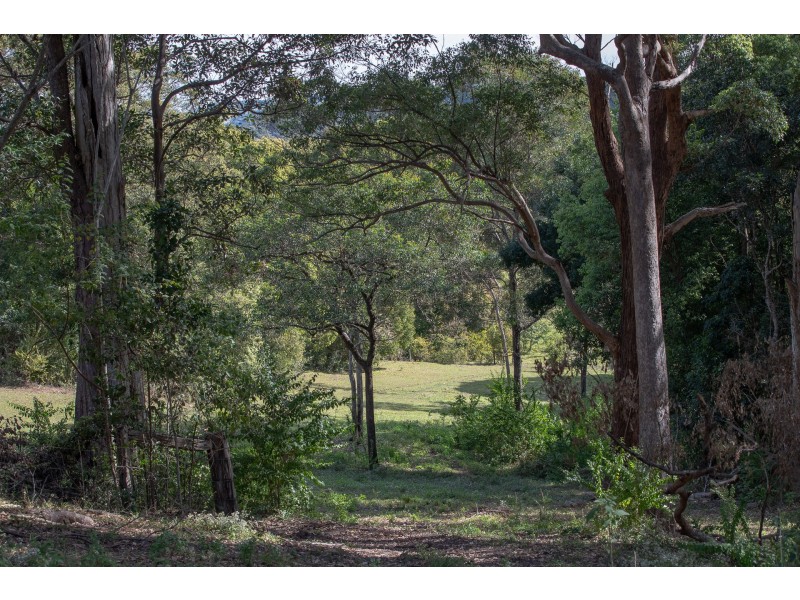 18 Armstrong Lane, Broken Head NSW 2481