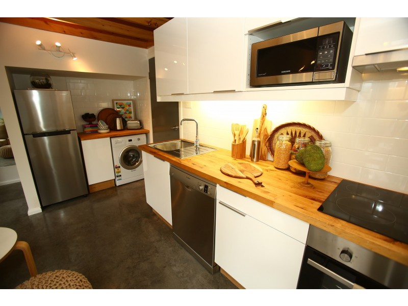 18 Sunrise Boulevard, Byron Bay NSW 2481