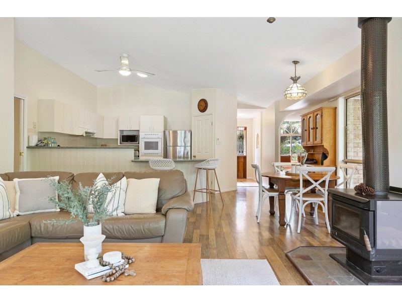 4 Elkhorn Place, Bangalow NSW 2479