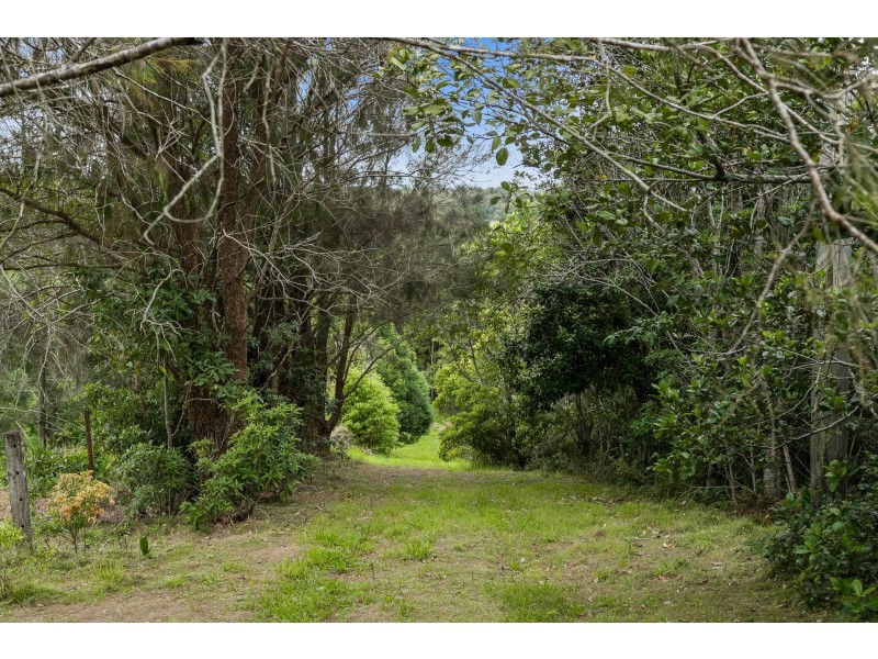 27 Pinegroves Road, Myocum NSW 2481
