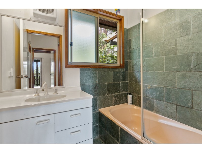 27 Pinegroves Road, Myocum NSW 2481