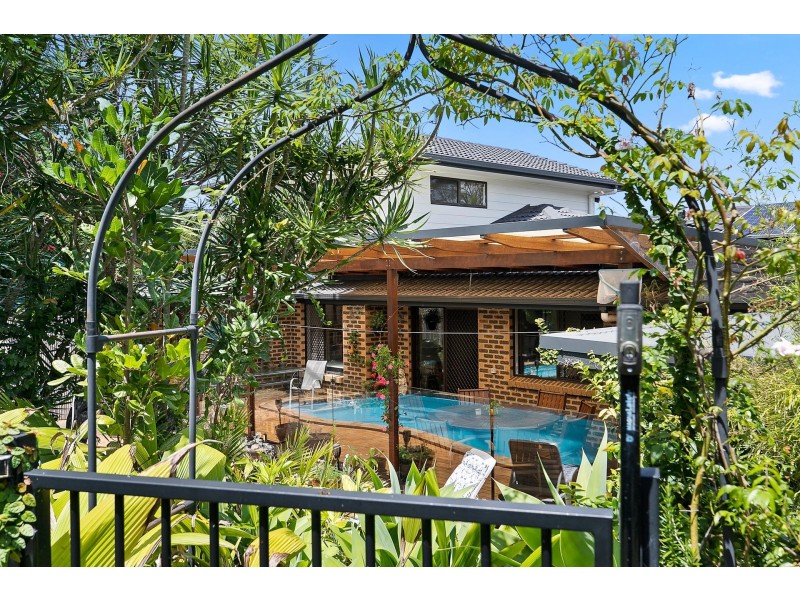 4 Henderson Drive, Lennox Head NSW 2478