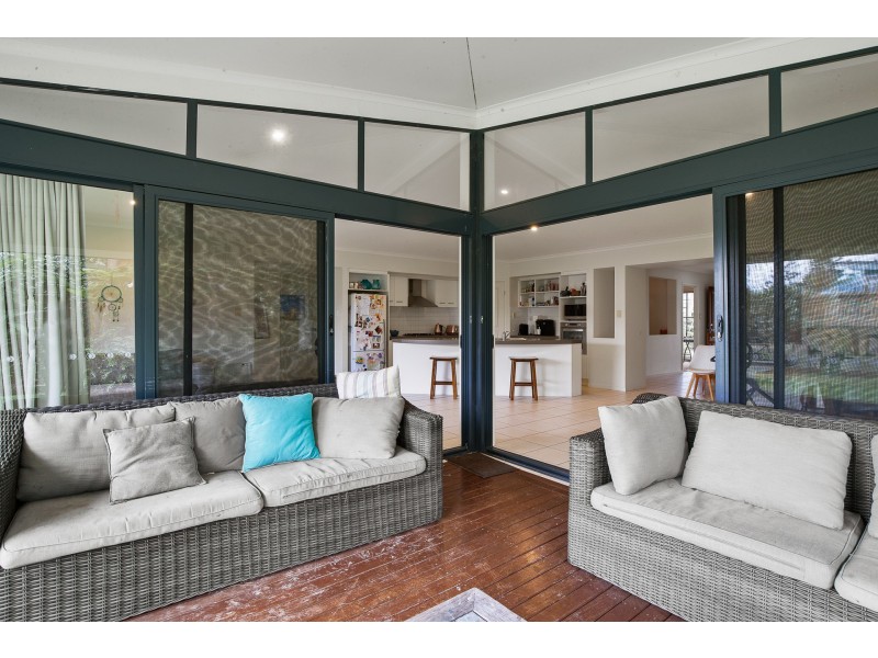 14 Bangalay Court, Bangalow NSW 2479