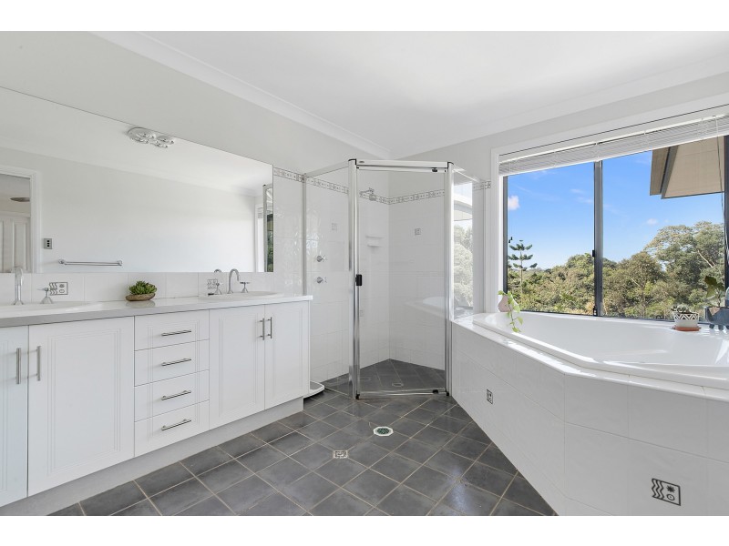 131 Phoenix Drive, Tintenbar NSW 2478