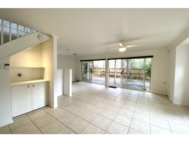 1/1 Sallywattle Drive, Suffolk Park NSW 2481