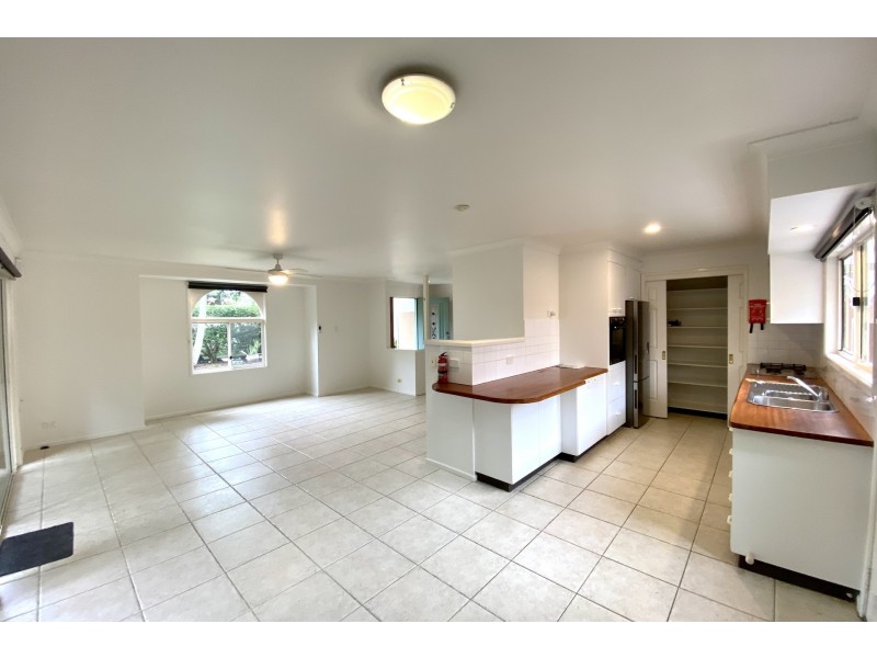 1/1 Sallywattle Drive, Suffolk Park NSW 2481
