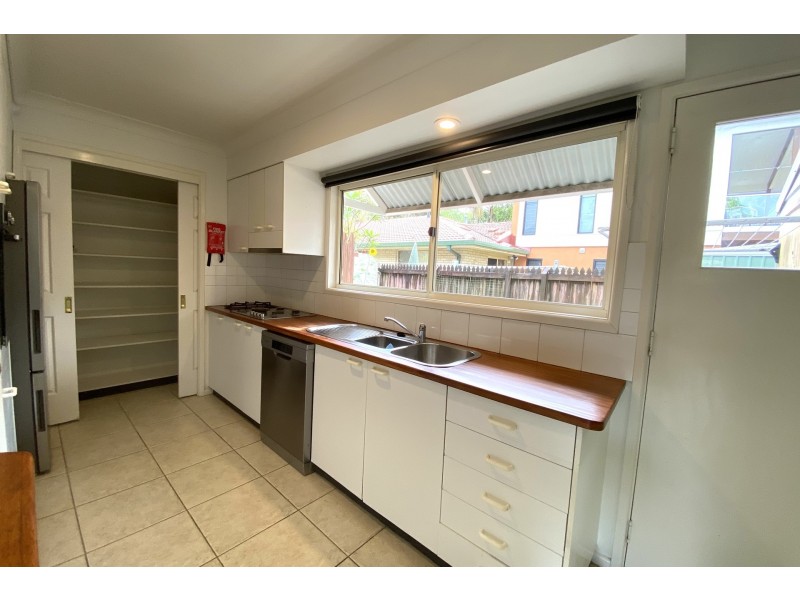 1/1 Sallywattle Drive, Suffolk Park NSW 2481