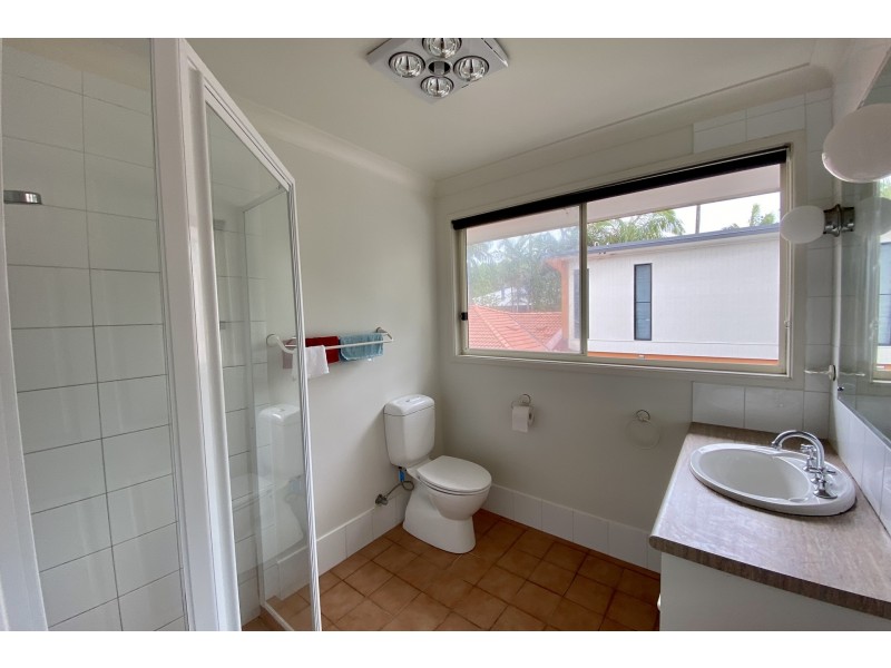 1/1 Sallywattle Drive, Suffolk Park NSW 2481