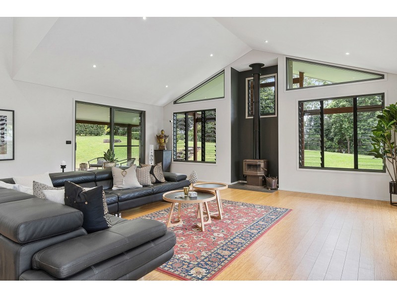 20 Taylors Lane, Ewingsdale NSW 2481