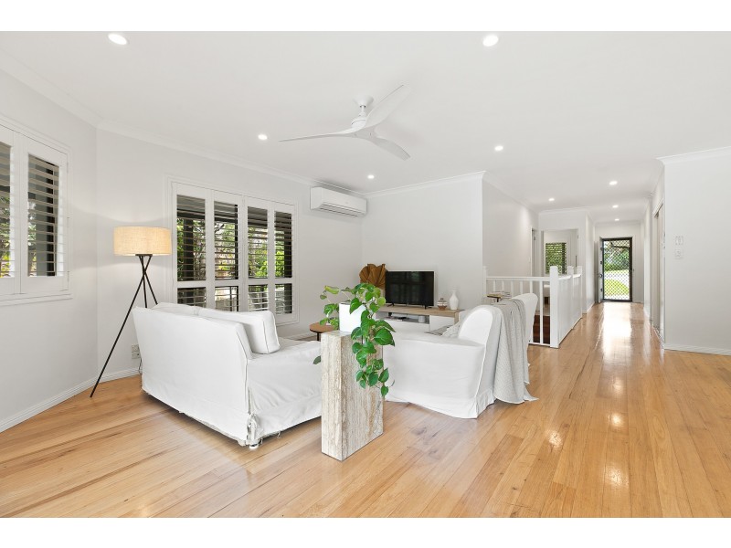 5 Hakea Crescent, Suffolk Park NSW 2481