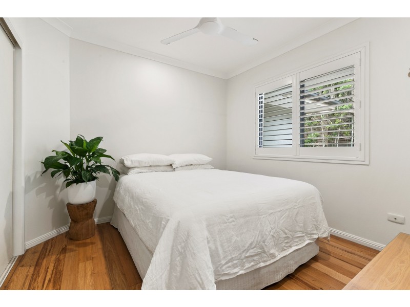 5 Hakea Crescent, Suffolk Park NSW 2481