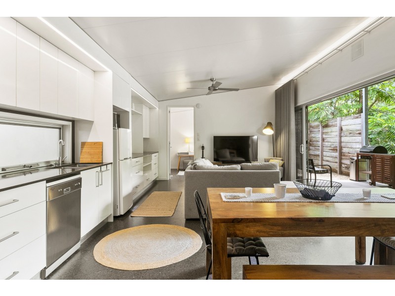 5 Hakea Crescent, Suffolk Park NSW 2481