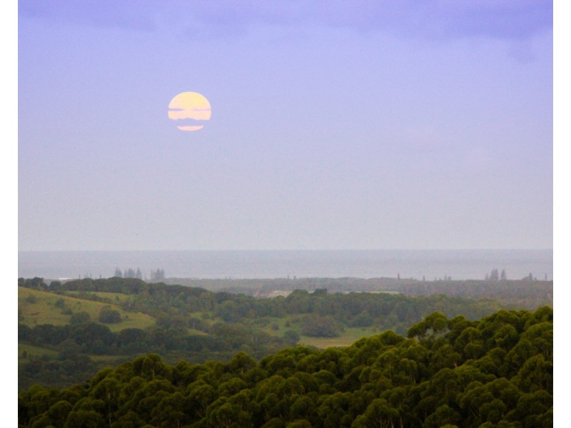 140 Phoenix Drive, Tintenbar NSW 2478