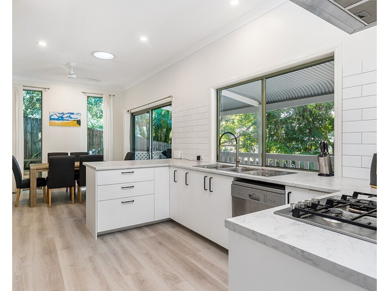 2 Pecan Court, Suffolk Park NSW 2481