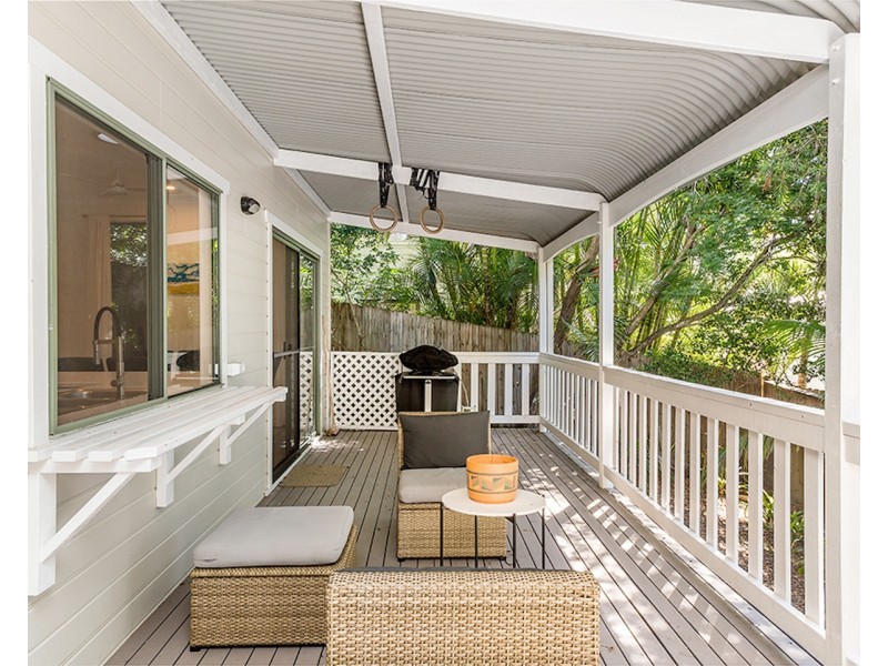 2 Pecan Court, Suffolk Park NSW 2481
