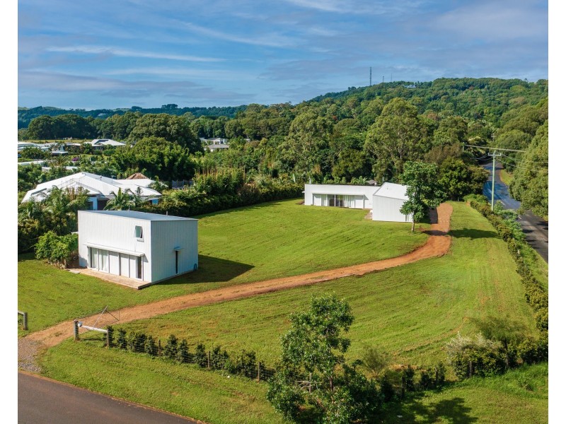 2 Scenic Vista Drive, Ewingsdale NSW 2481