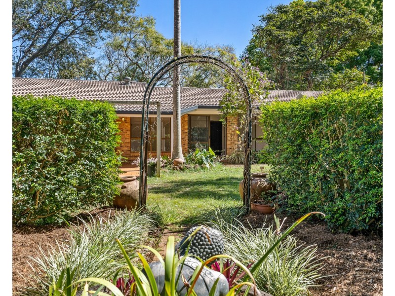 6 Hillcrest Drive, Tintenbar NSW 2478