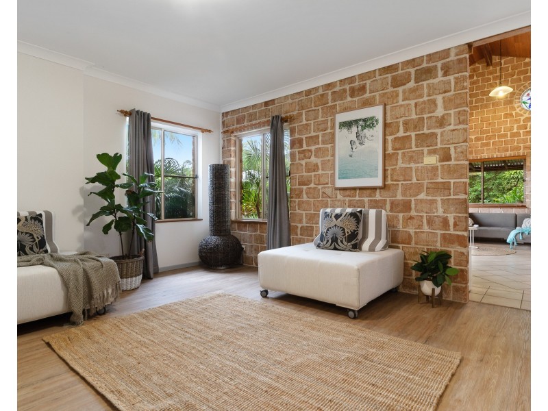 23 Caniaba Crescent, Suffolk Park NSW 2481