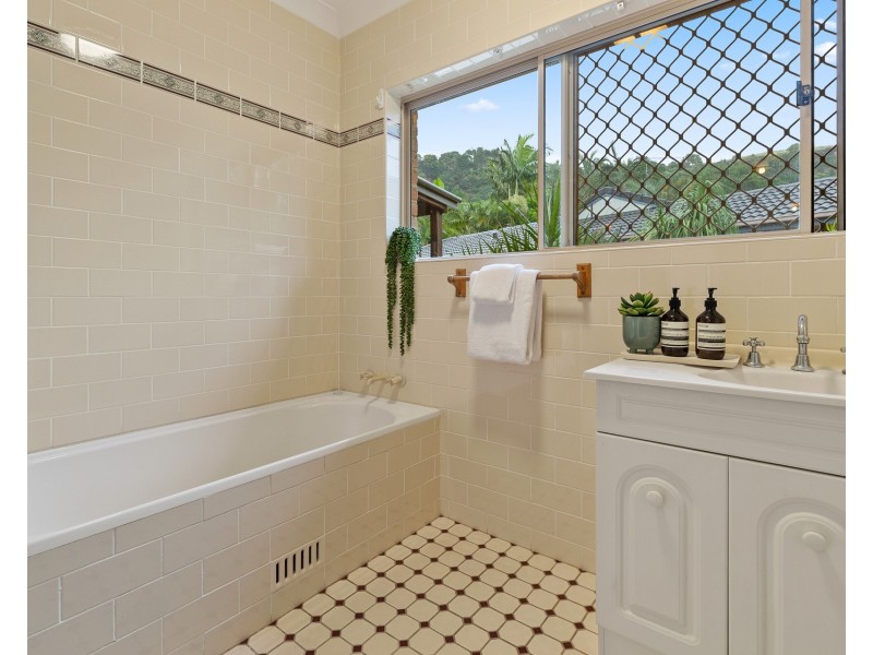 23 Caniaba Crescent, Suffolk Park NSW 2481