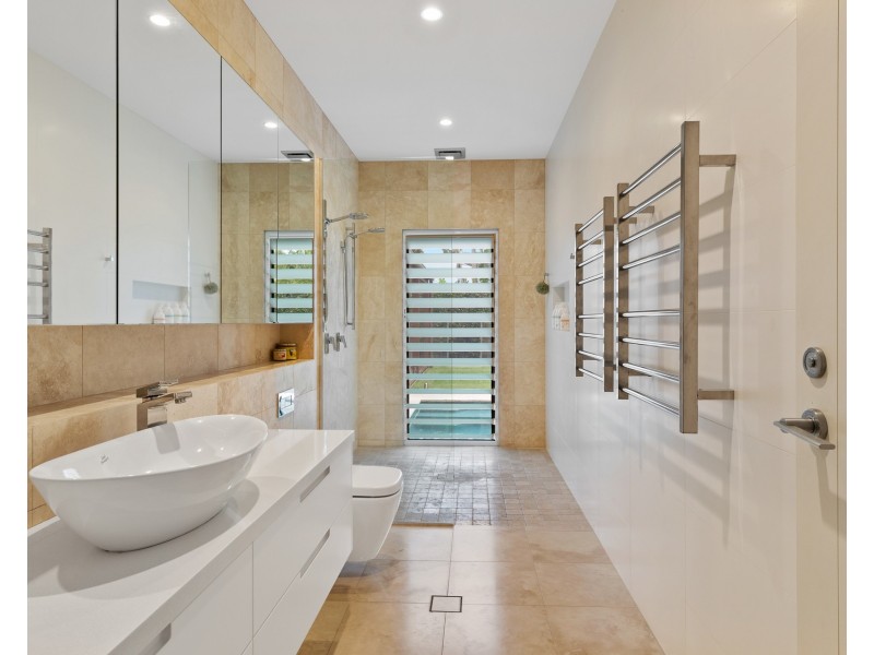 11 Dehnga Place, Suffolk Park NSW 2481