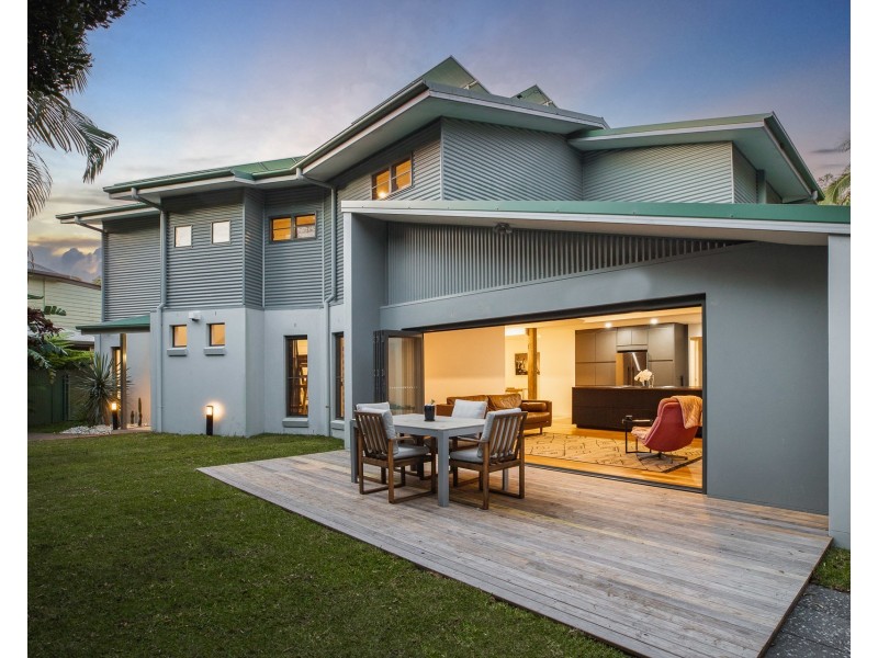 11/3 Sallywattle Drive, Suffolk Park NSW 2481