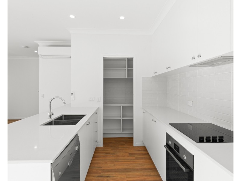 16 Clover Hill Circuit, Bangalow NSW 2479
