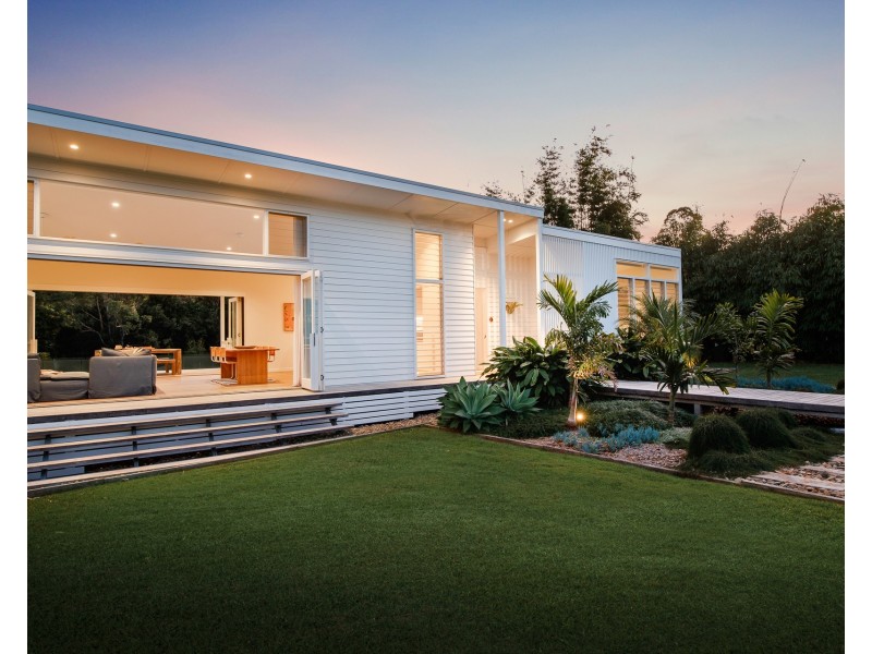 12 Scenic Vista Drive, Ewingsdale NSW 2481