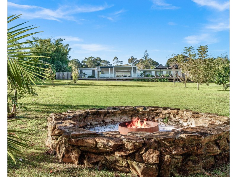 12 Scenic Vista Drive, Ewingsdale NSW 2481