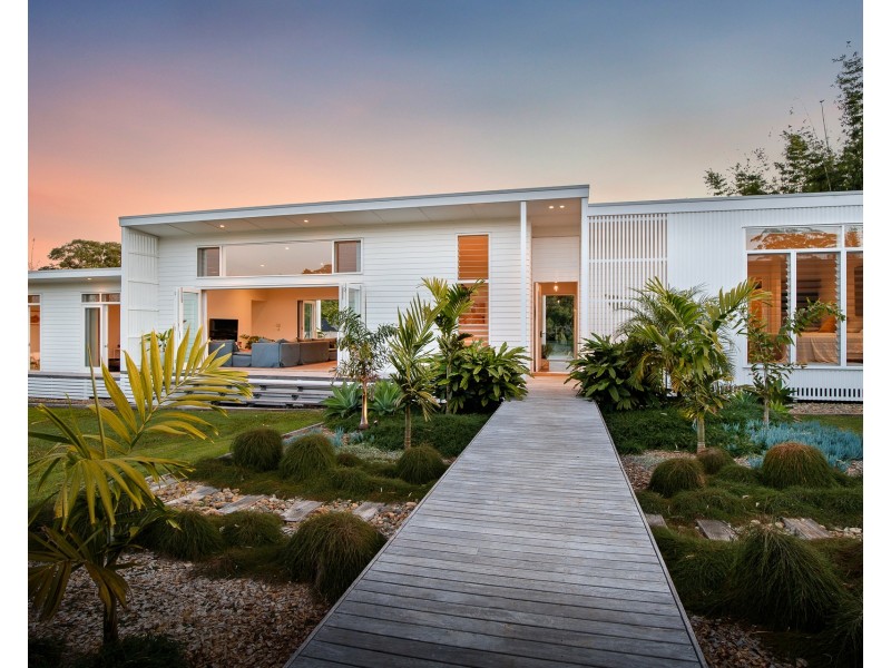 12 Scenic Vista Drive, Ewingsdale NSW 2481