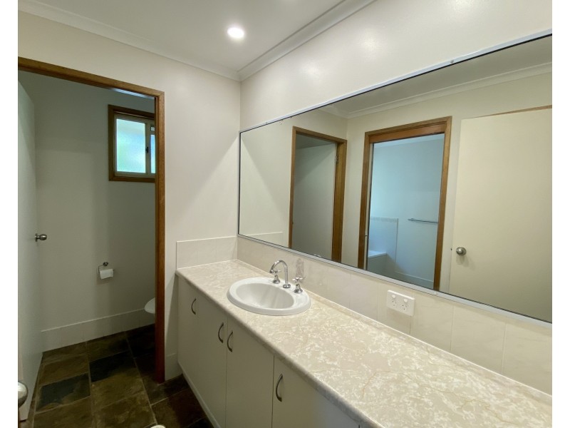21 Bottlebrush Crescent, Suffolk Park NSW 2481