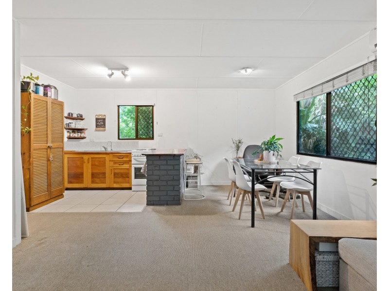 8 Armstrong Street, Suffolk Park NSW 2481