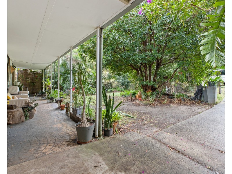 8 Armstrong Street, Suffolk Park NSW 2481