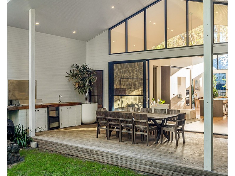 13 Kalemajere Drive, Suffolk Park NSW 2481