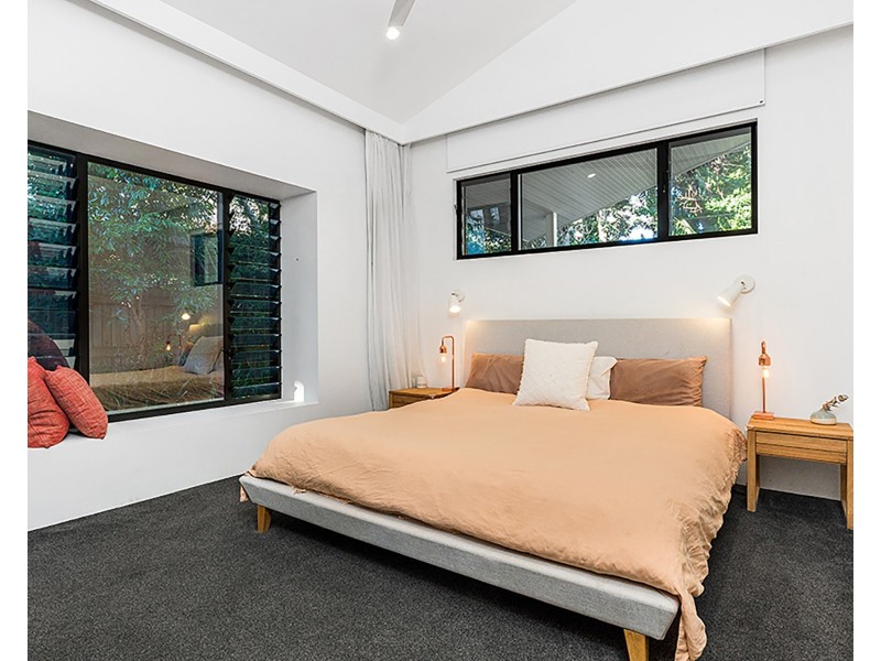 13 Kalemajere Drive, Suffolk Park NSW 2481