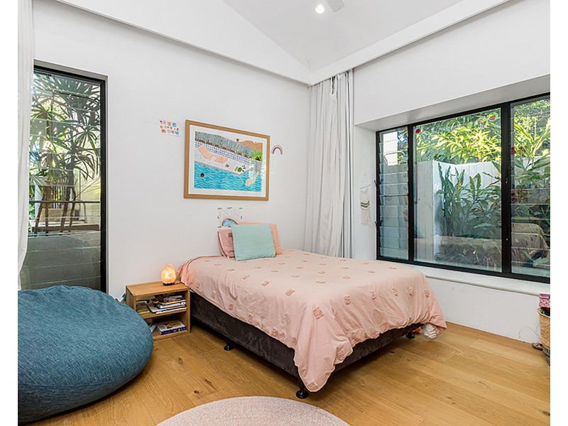 13 Kalemajere Drive, Suffolk Park NSW 2481