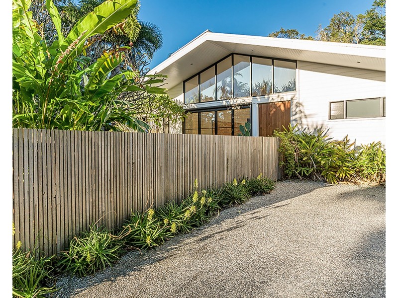 13 Kalemajere Drive, Suffolk Park NSW 2481