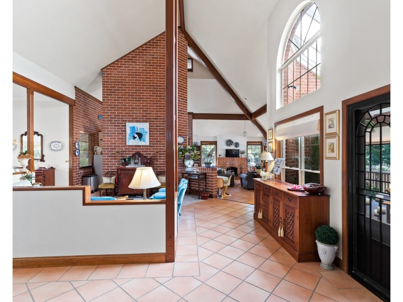 15 Valley Court, Ewingsdale NSW 2481