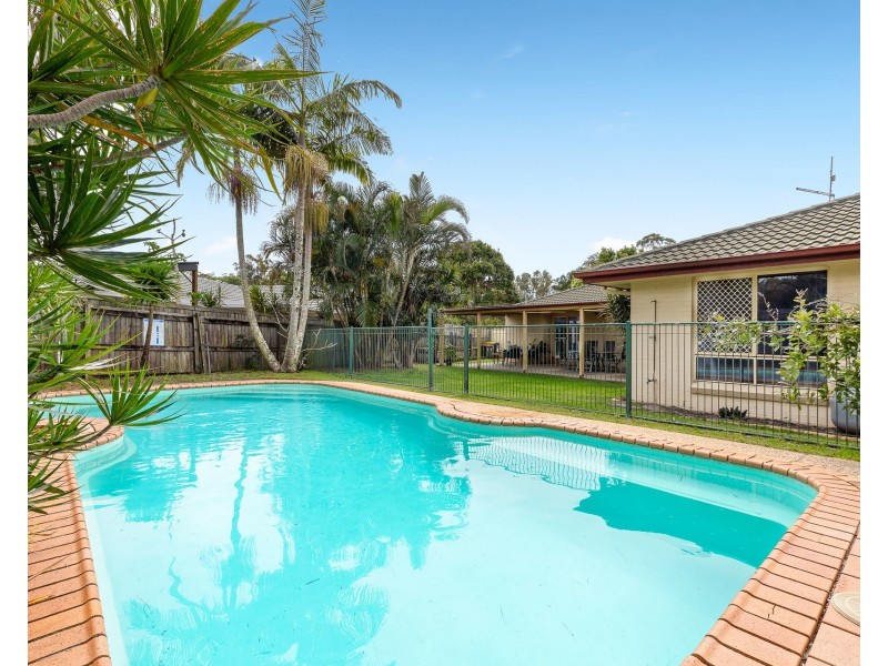 64 Sunrise Boulevard, Byron Bay NSW 2481