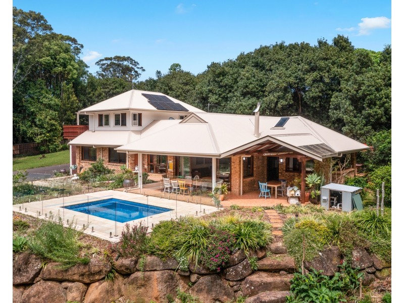 6 Avocado Crescent, Ewingsdale NSW 2481