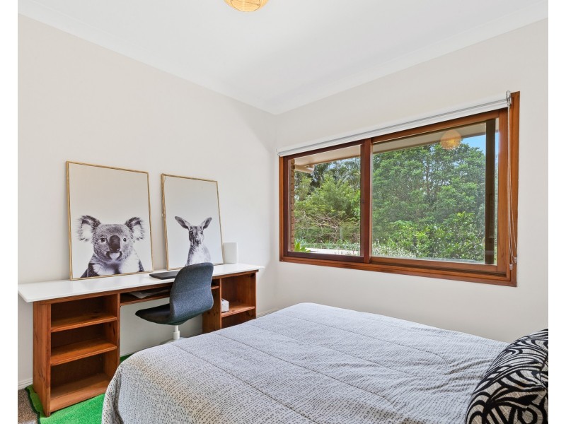 6 Avocado Crescent, Ewingsdale NSW 2481