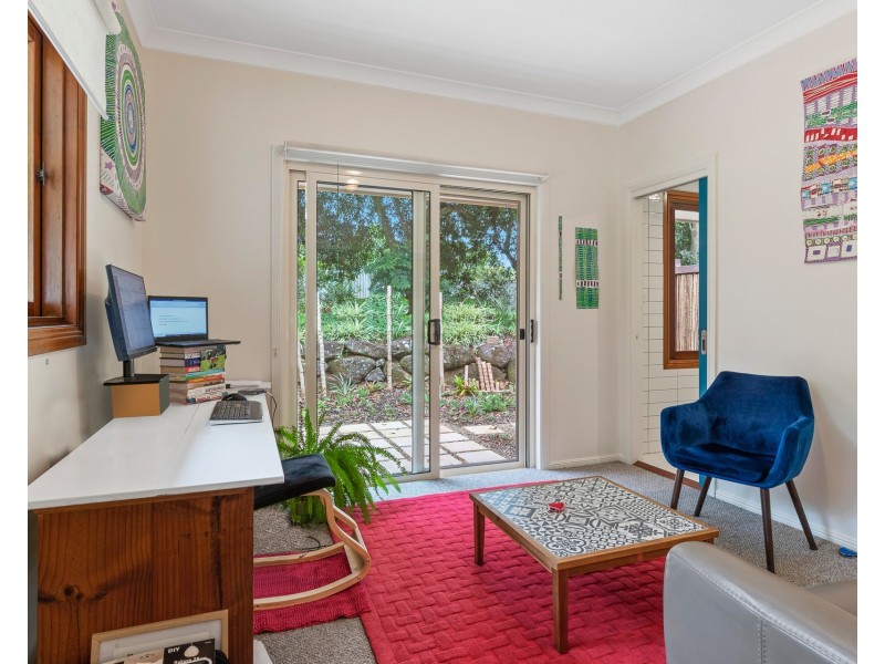 6 Avocado Crescent, Ewingsdale NSW 2481