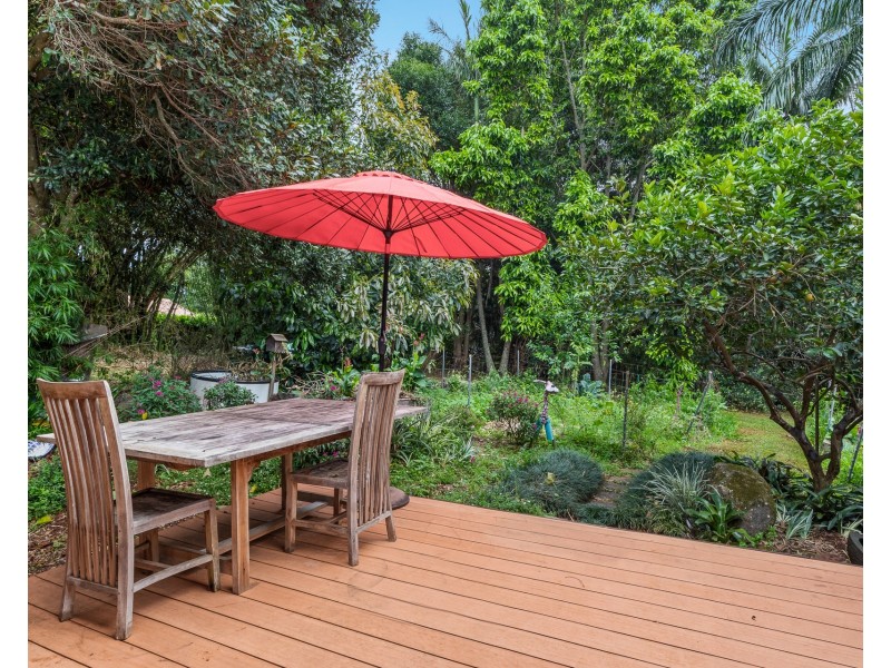 6 Avocado Crescent, Ewingsdale NSW 2481