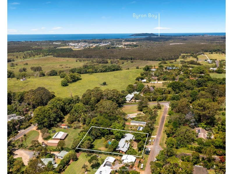 10 Tahra Crescent, Ewingsdale NSW 2481