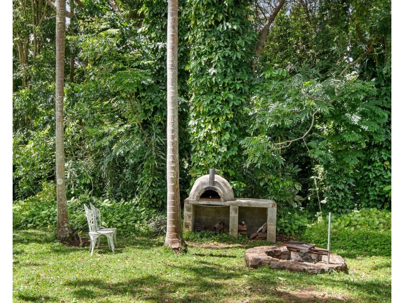 10 Tahra Crescent, Ewingsdale NSW 2481